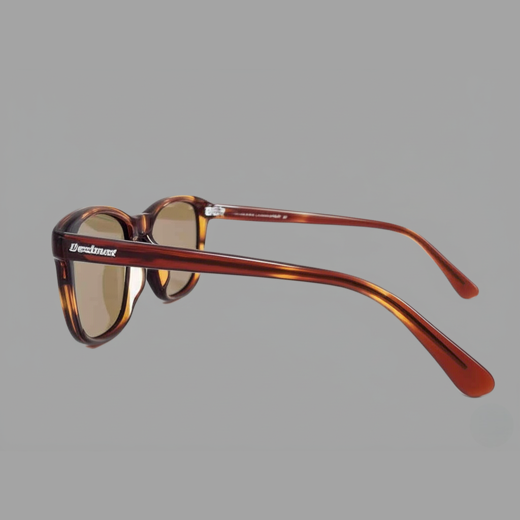 "Classic Tortoiseshell Polarized Sunglasses - UV400 Protection"