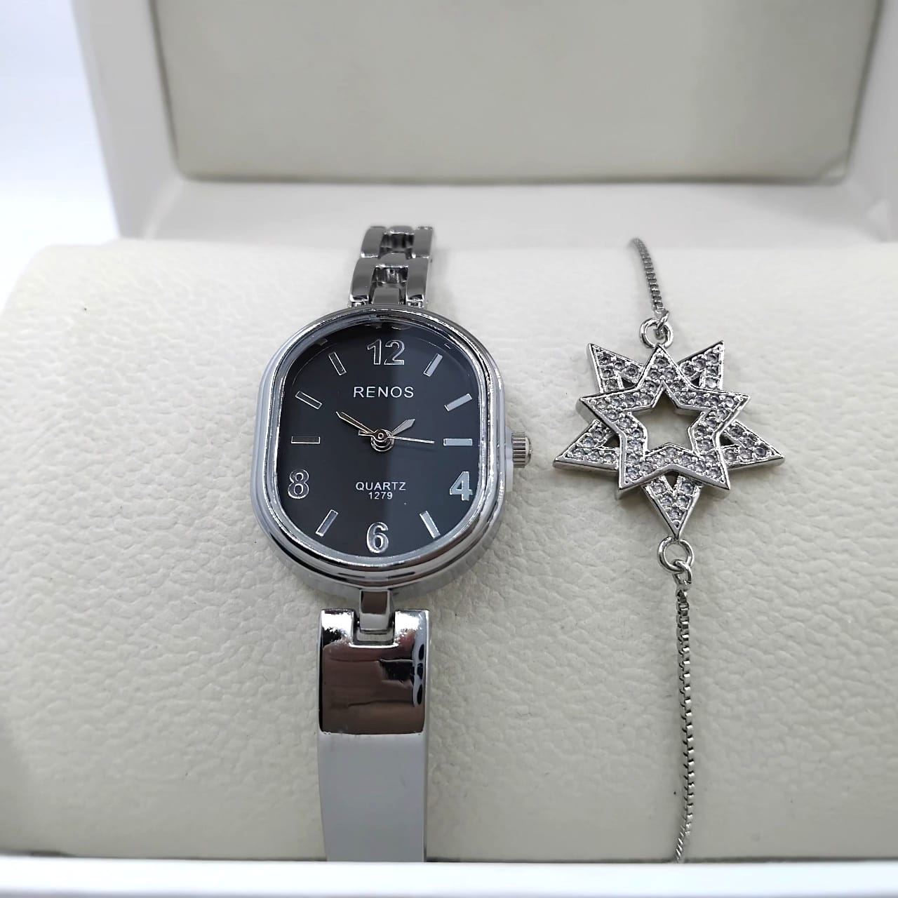 "Royal Wrist – Breslet Style Watch"