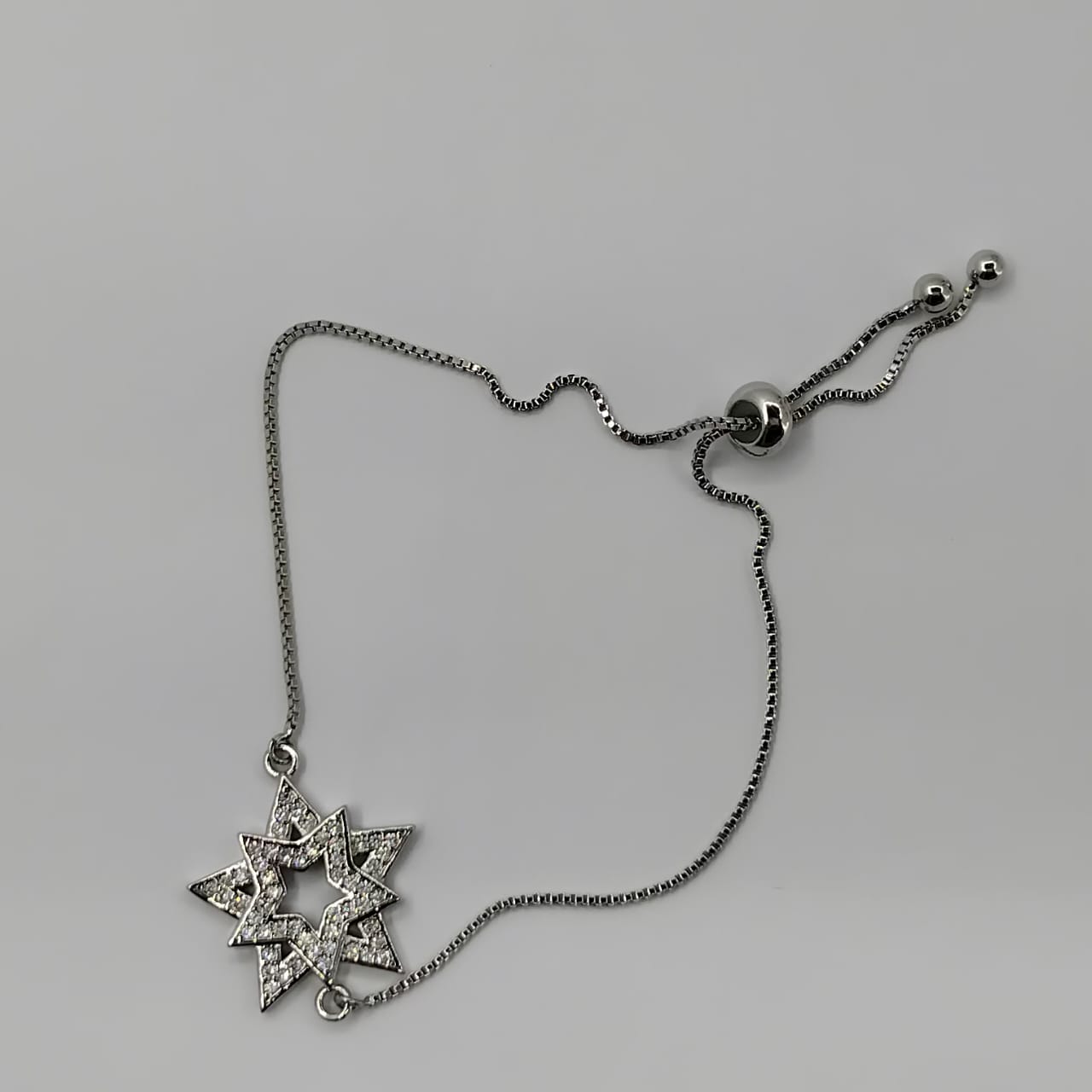 "Royal Wrist – Breslet Style Watch"